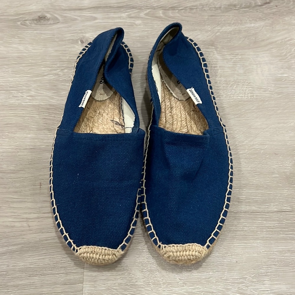 Womens navy blue soludos